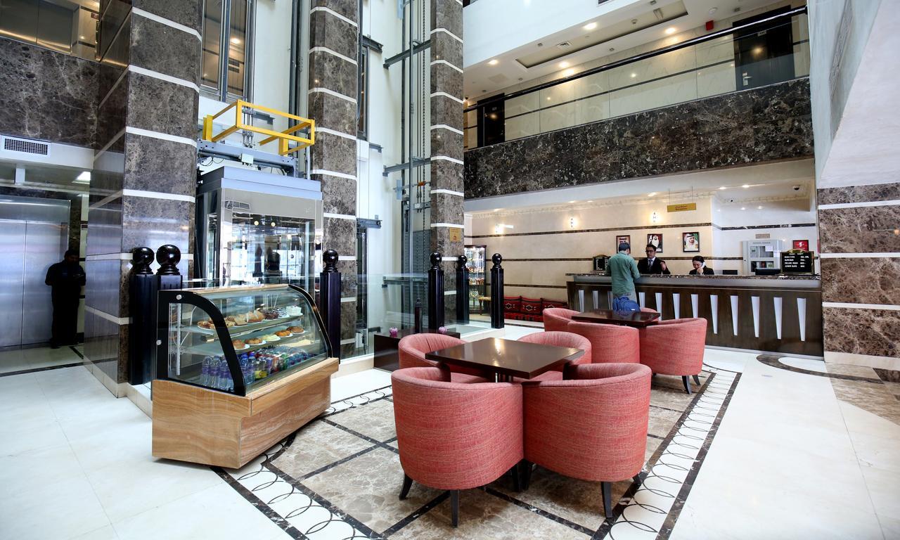 London Crown Hotel Dubaï Extérieur photo