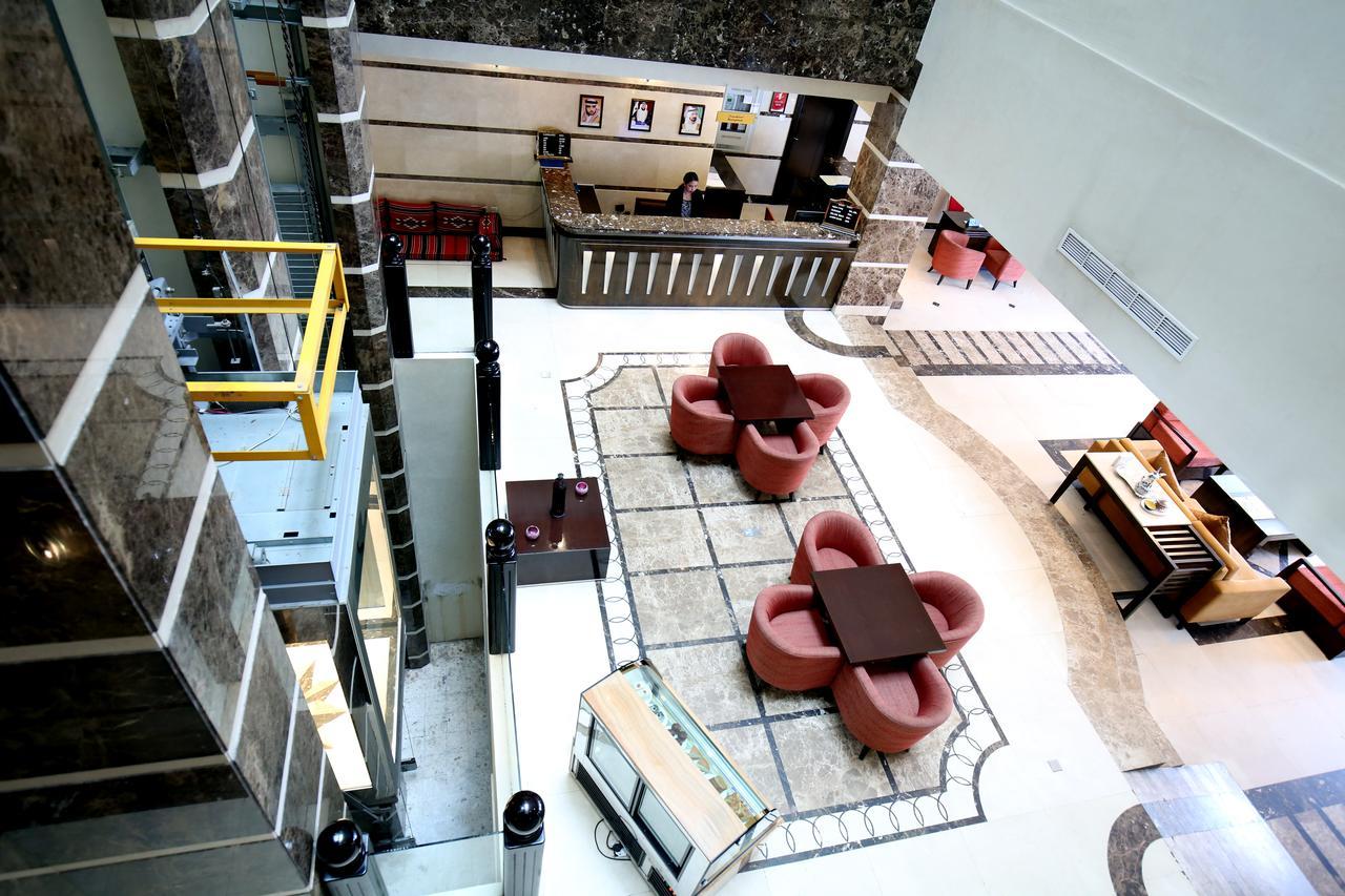 London Crown Hotel Dubaï Extérieur photo
