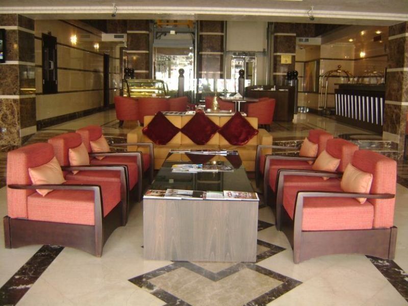 London Crown Hotel Dubaï Extérieur photo